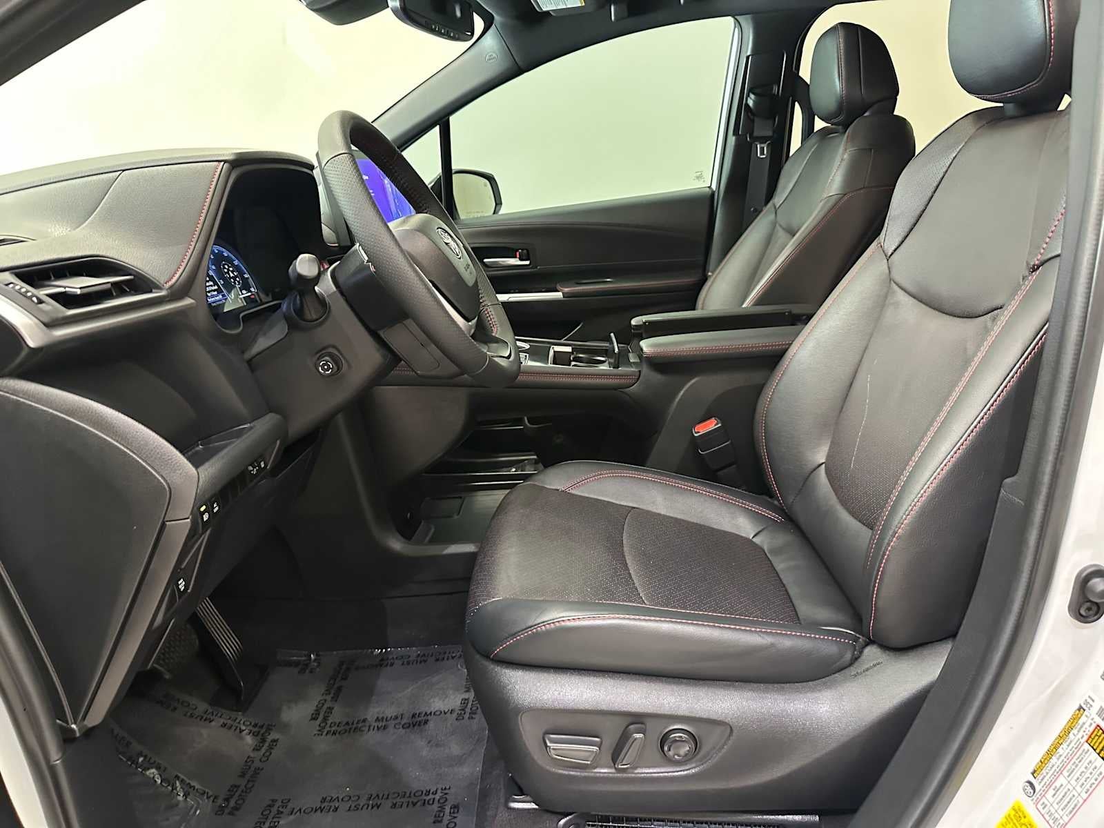 2025 Toyota Sienna XSE