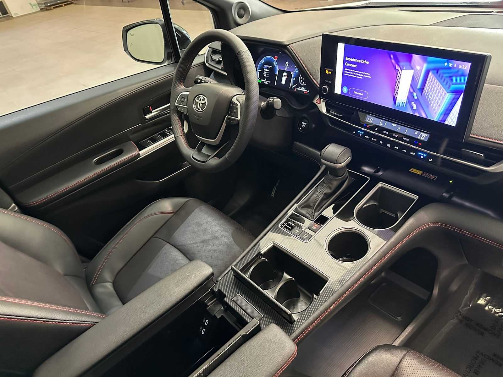 2025 Toyota Sienna XSE
