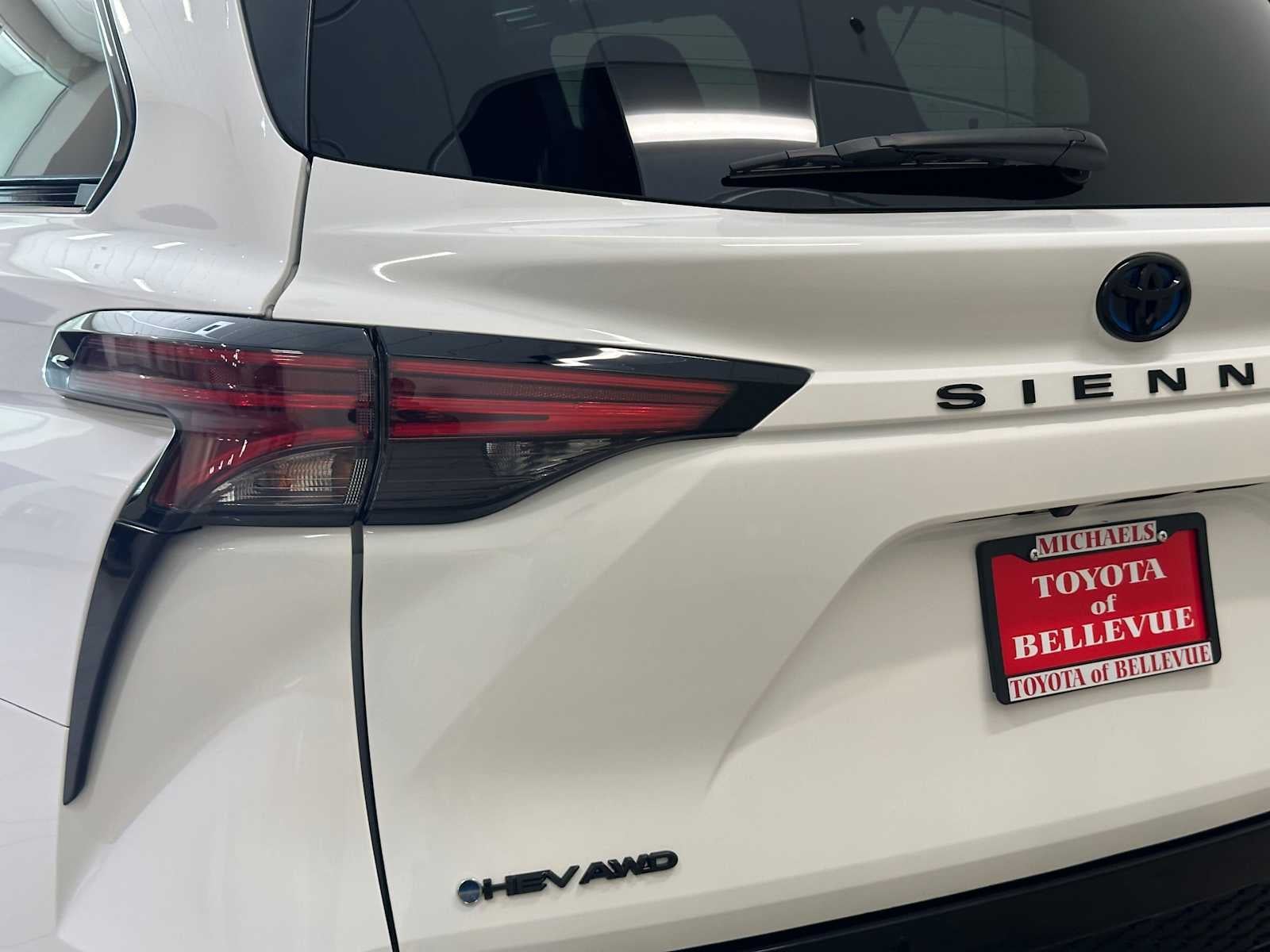 2025 Toyota Sienna XSE