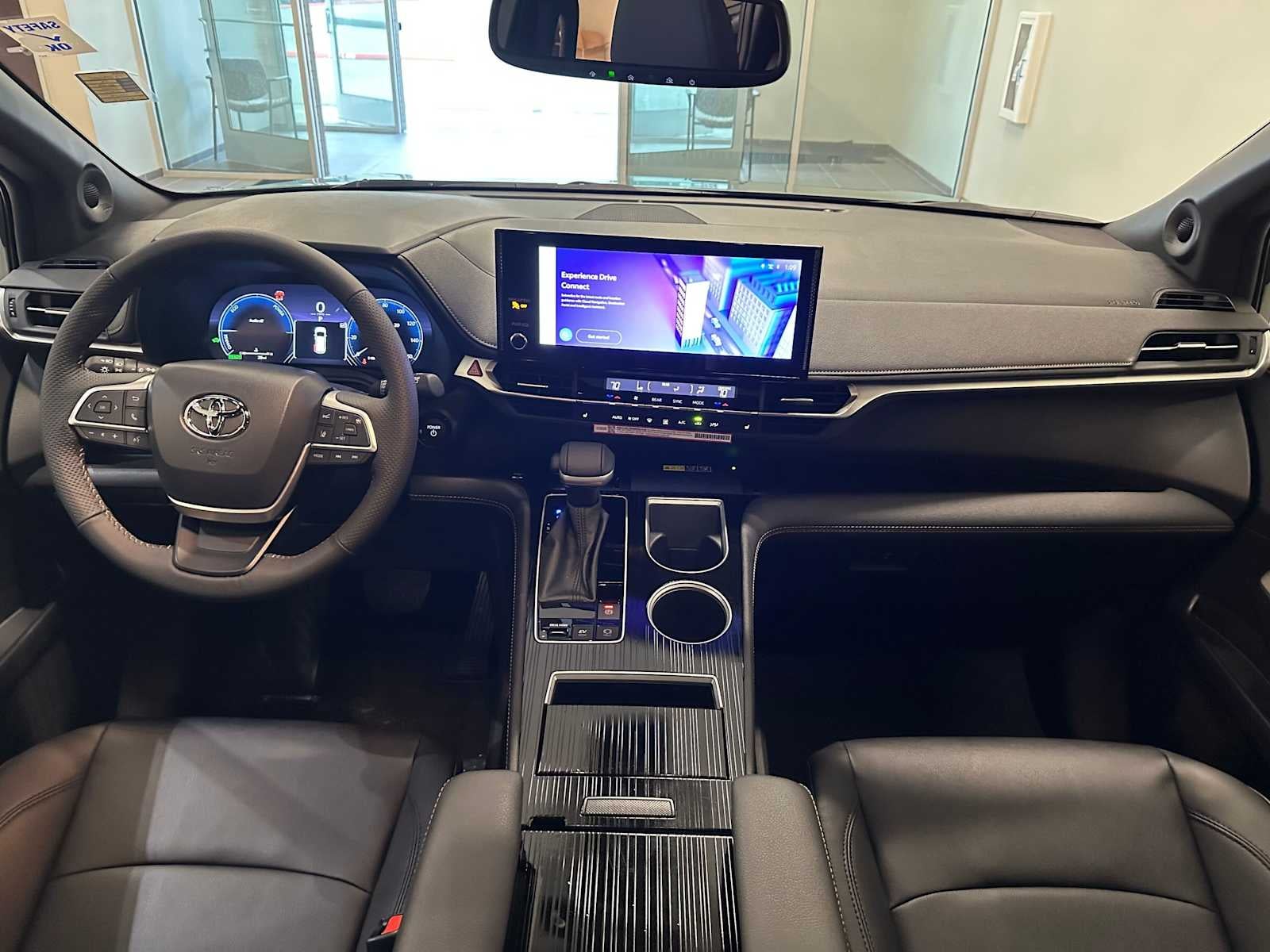 2026 Toyota Sienna Woodland Edition