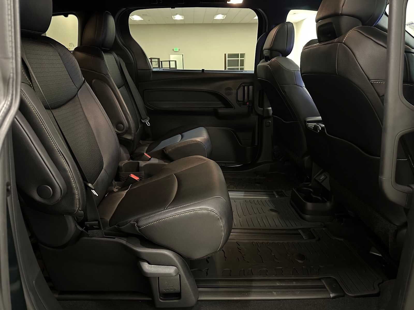 2026 Toyota Sienna Woodland Edition