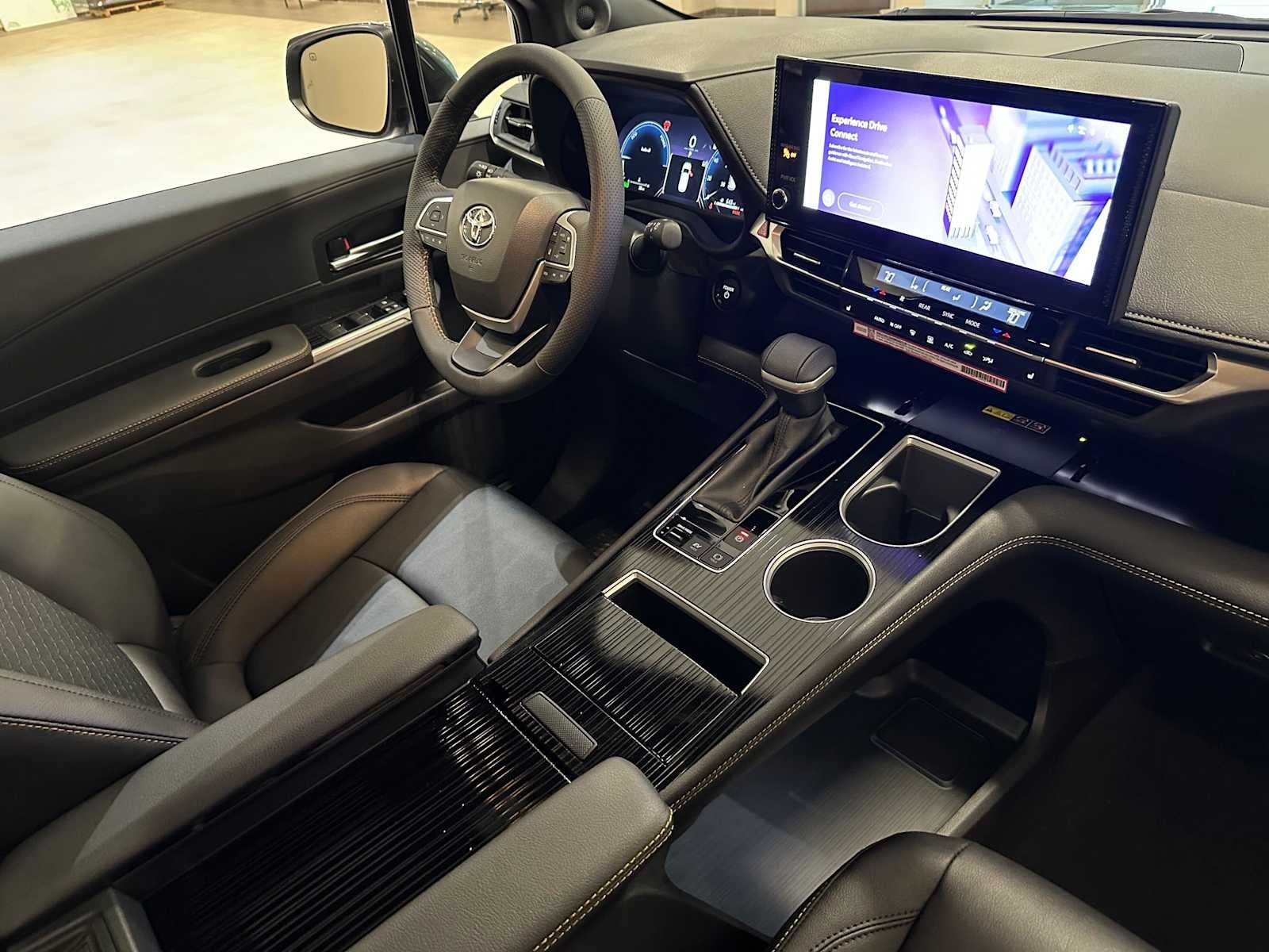 2026 Toyota Sienna Woodland Edition