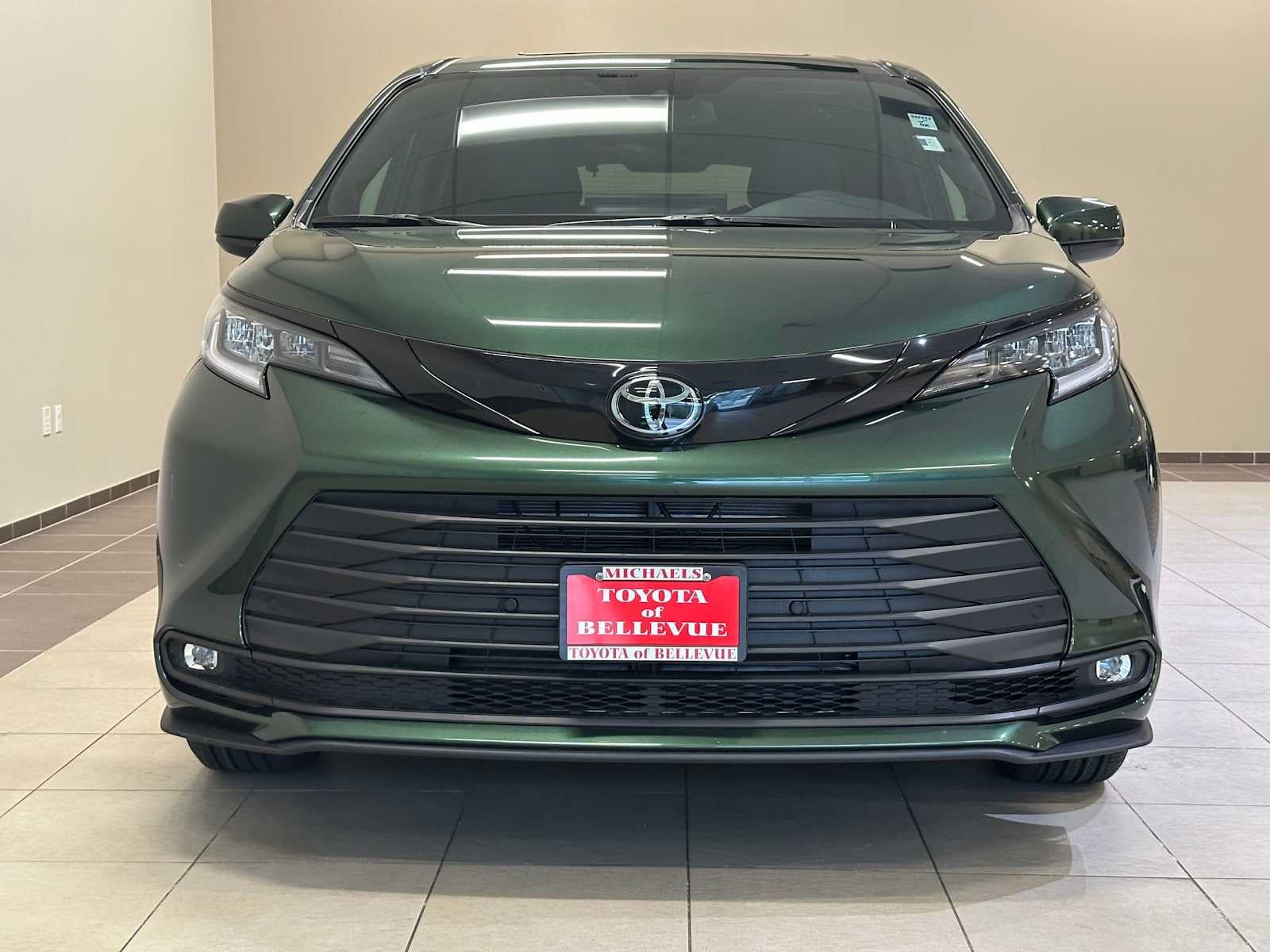2026 Toyota Sienna Woodland Edition