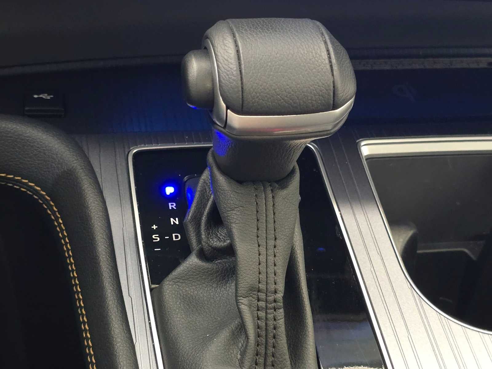 2024 Toyota Sienna Woodland Edition