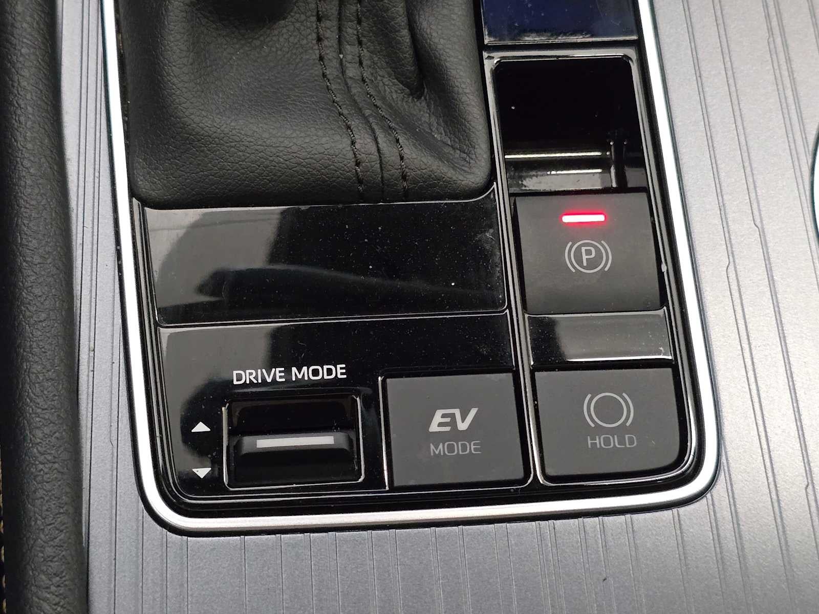 2024 Toyota Sienna Woodland Edition
