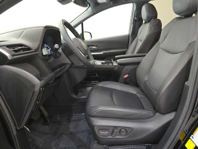 2024 Toyota Sienna Woodland Edition