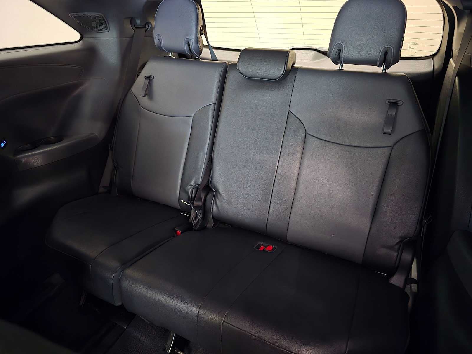 2024 Toyota Sienna Woodland Edition