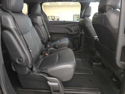 2024 Toyota Sienna Woodland Edition