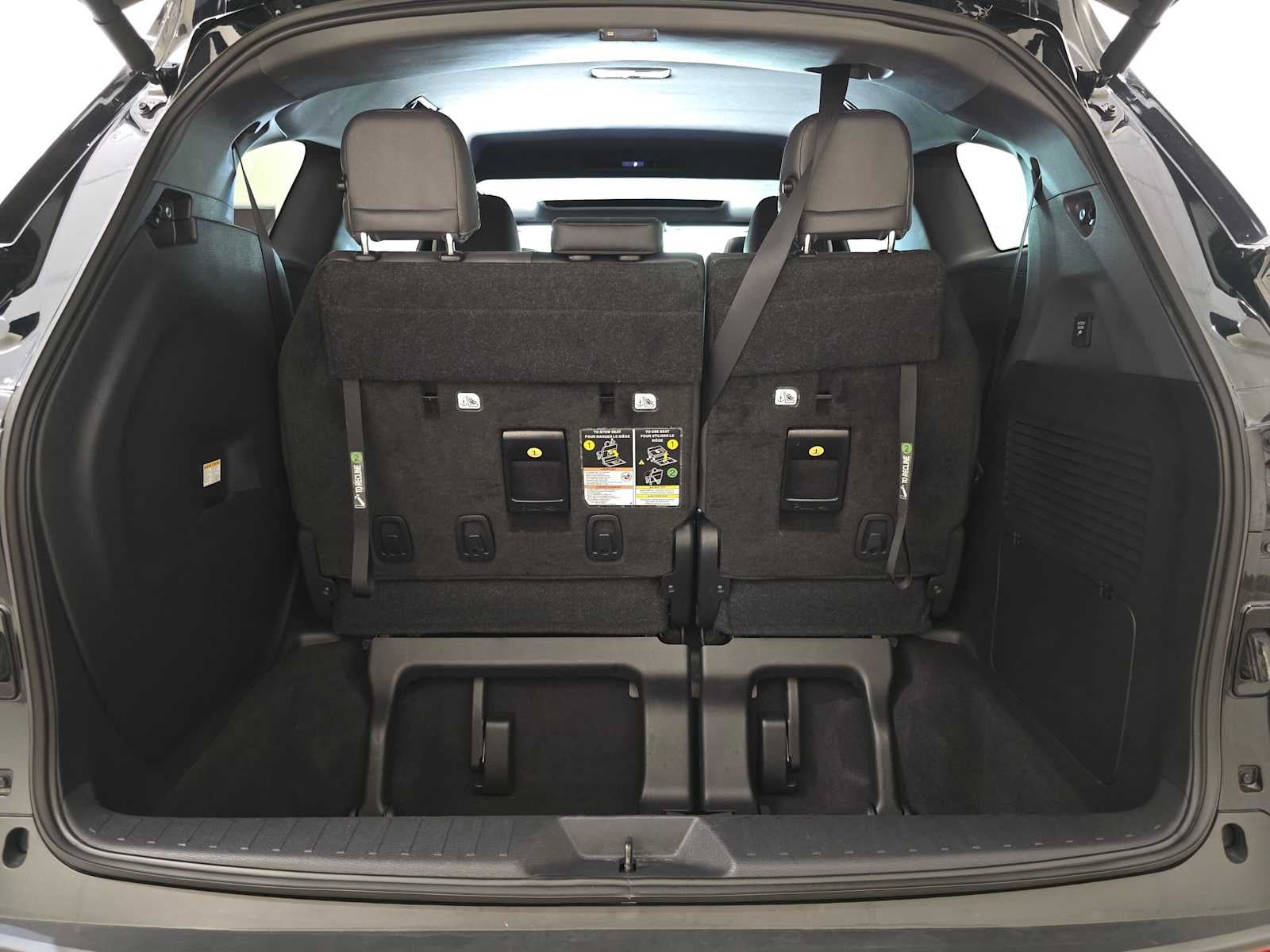 2024 Toyota Sienna Woodland Edition