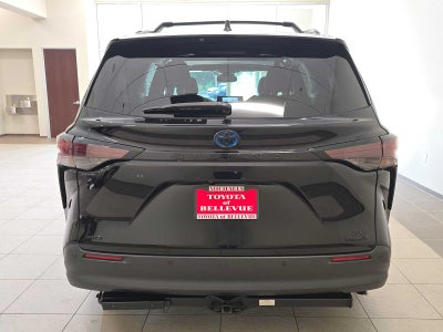 2024 Toyota Sienna Woodland Edition