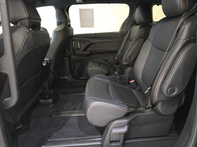 2026 Toyota Sienna Woodland Edition