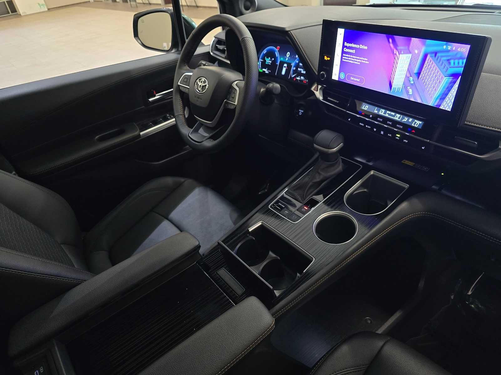 2026 Toyota Sienna Woodland Edition