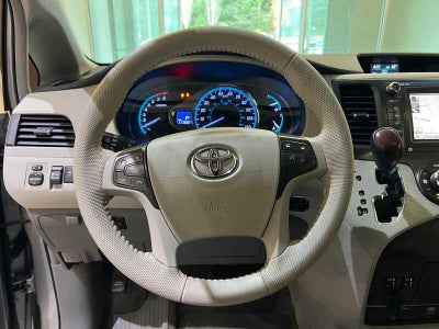 2014 Toyota Sienna XLE