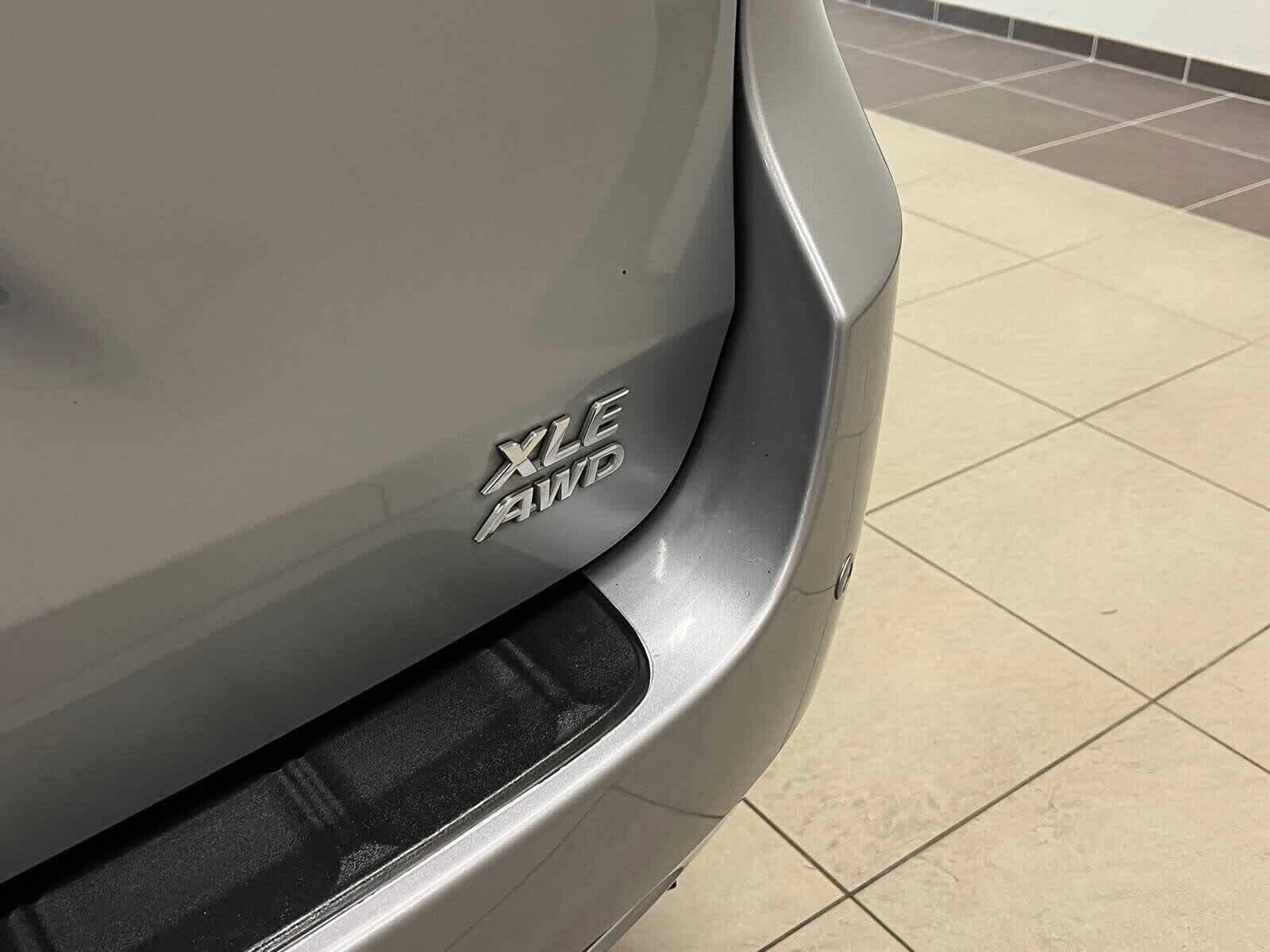 2014 Toyota Sienna XLE