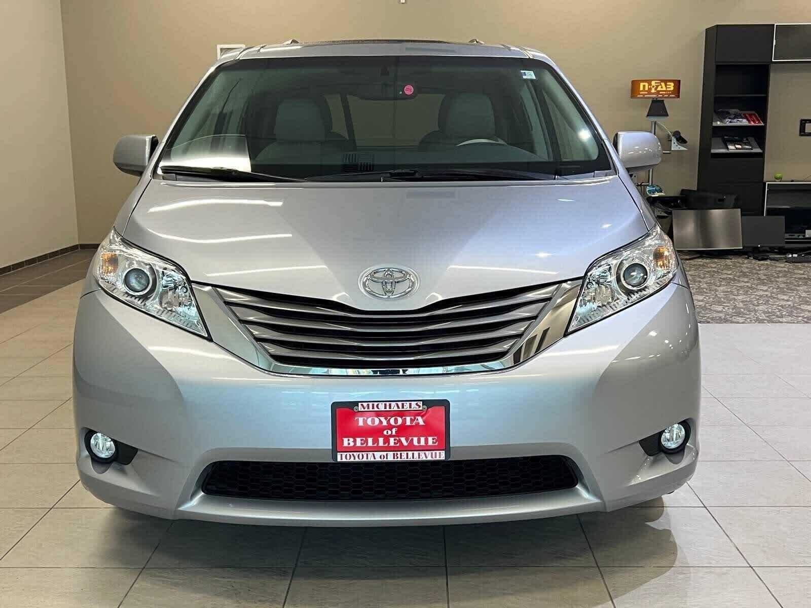 2014 Toyota Sienna XLE