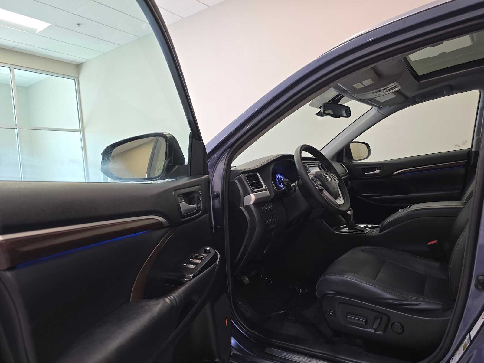 2015 Toyota Highlander Limited Platinum