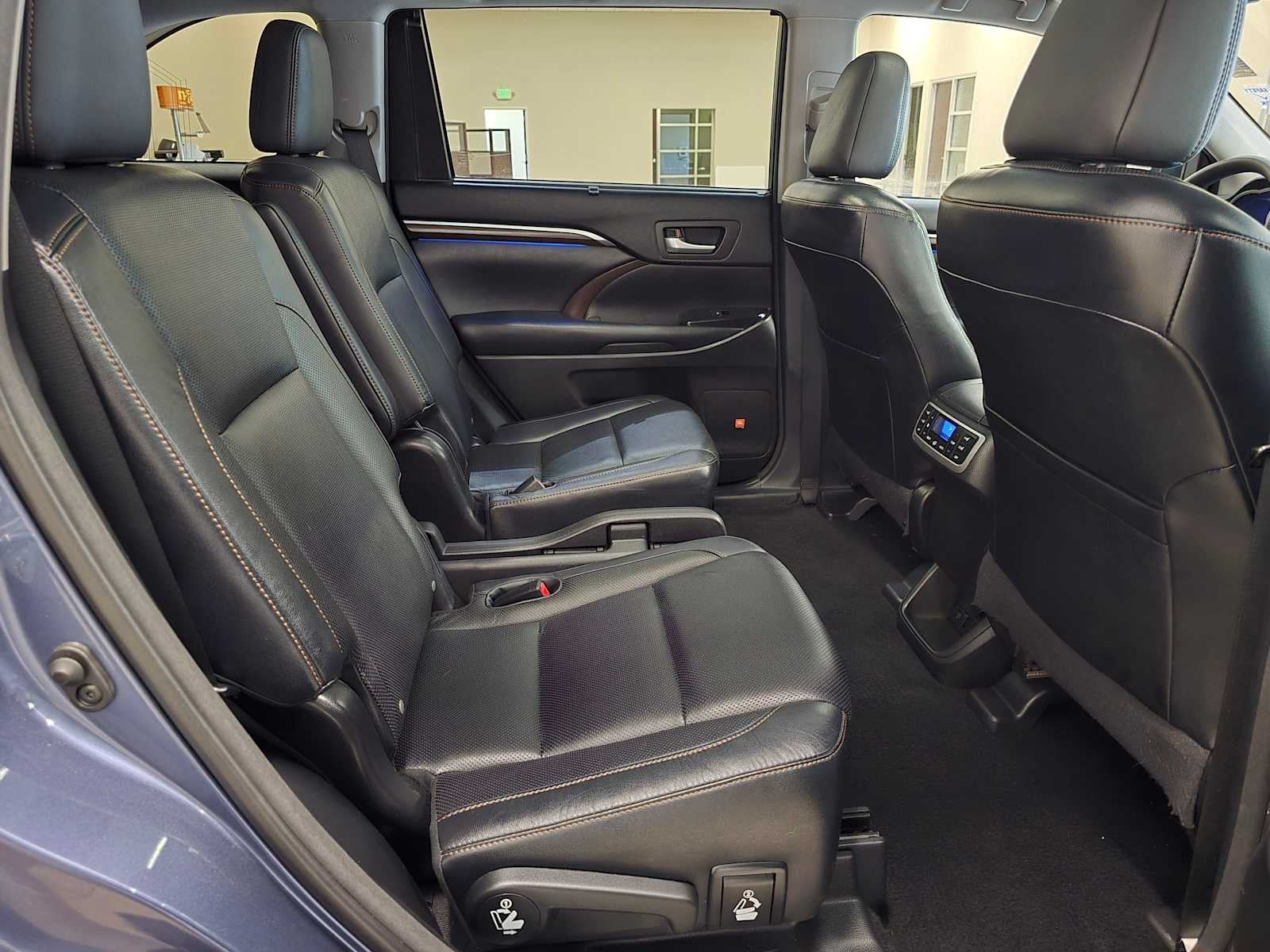 2015 Toyota Highlander Limited Platinum