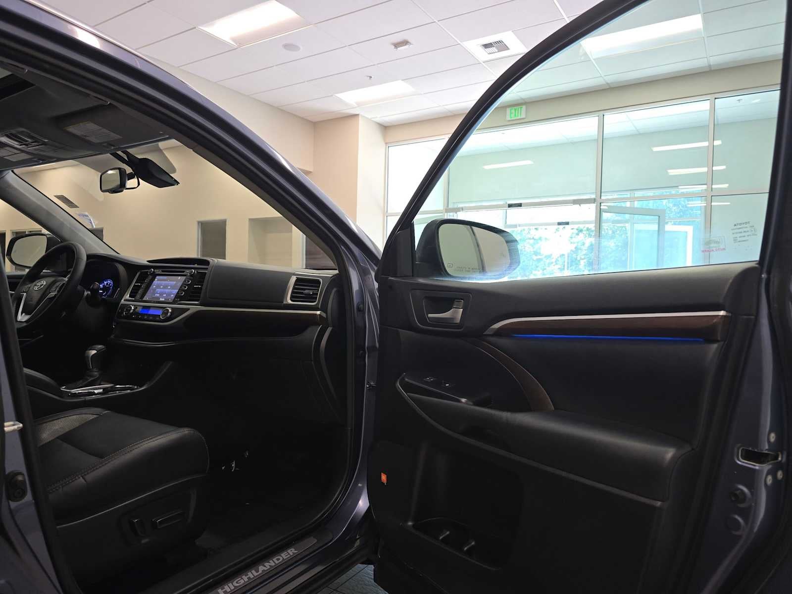 2015 Toyota Highlander Limited Platinum