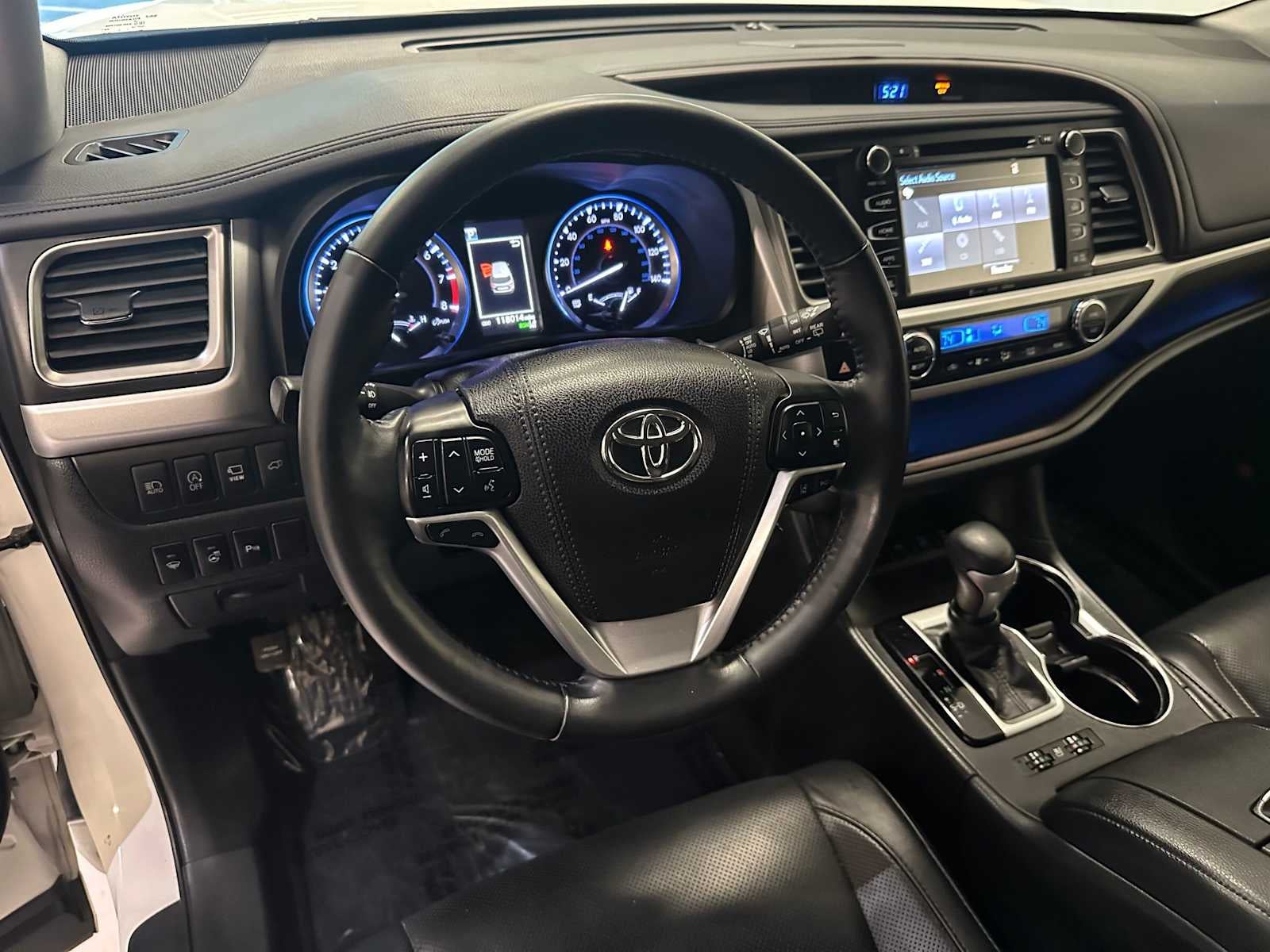 2018 Toyota Highlander Limited Platinum
