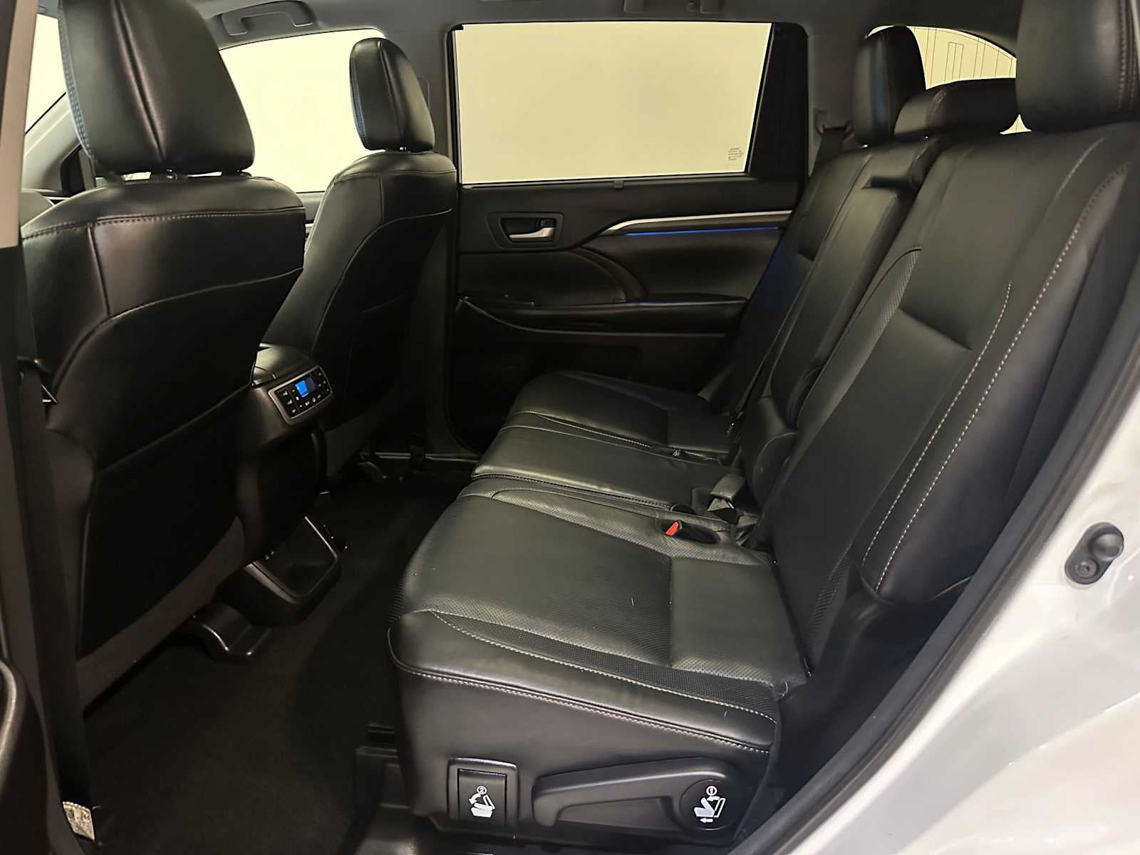 2018 Toyota Highlander Limited Platinum