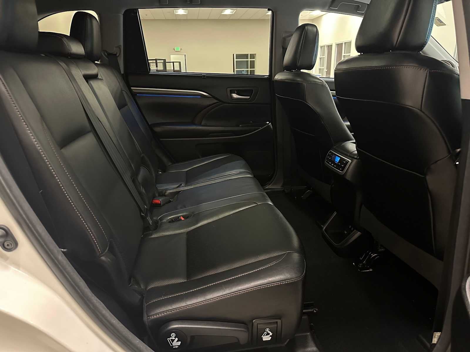 2018 Toyota Highlander Limited Platinum