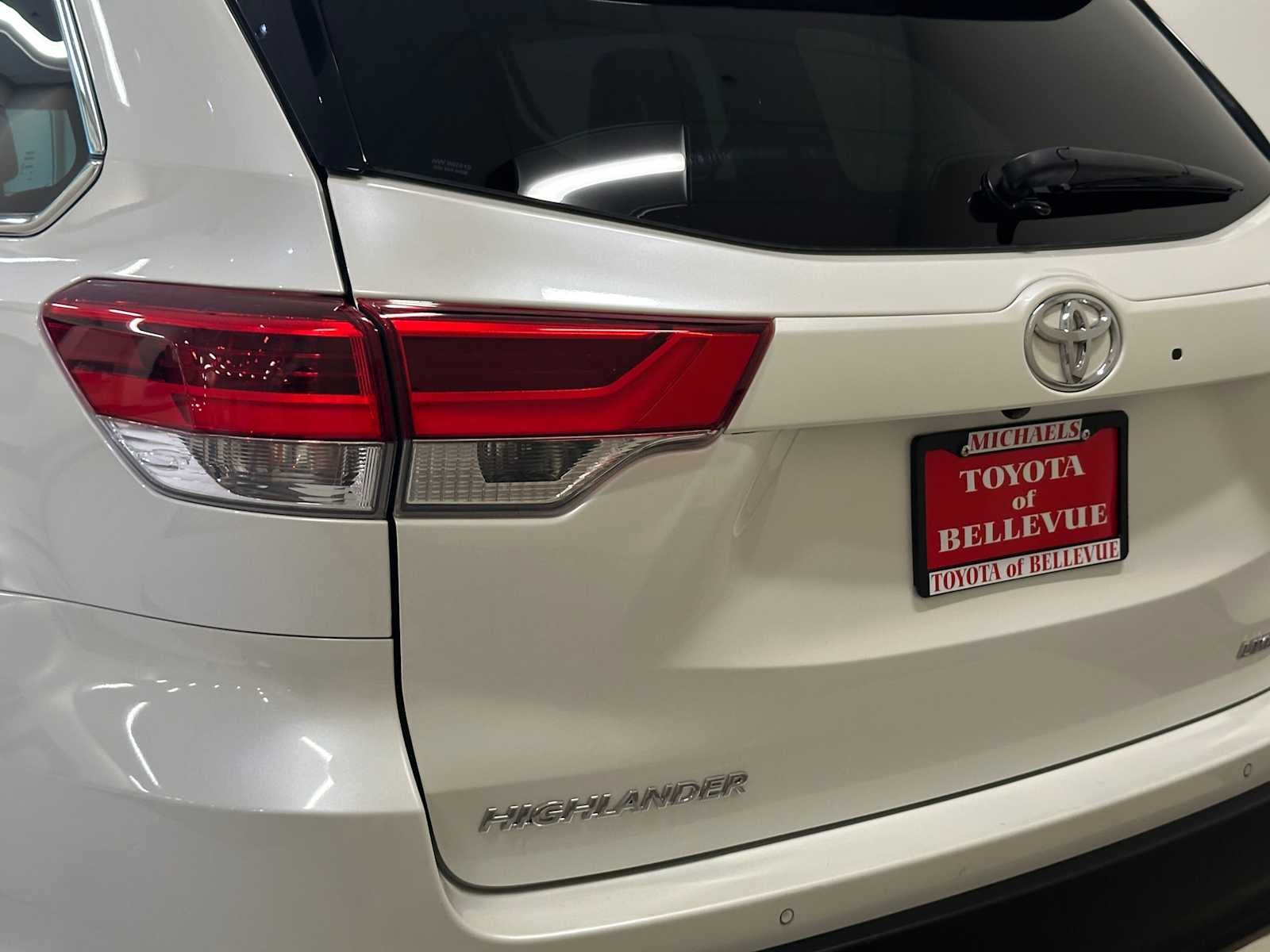 2018 Toyota Highlander Limited Platinum