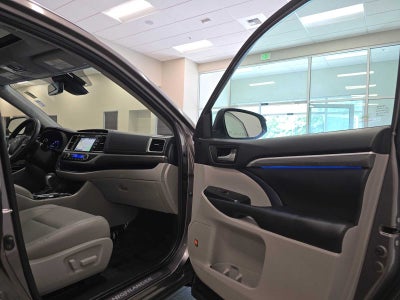 2018 Toyota Highlander Limited Platinum
