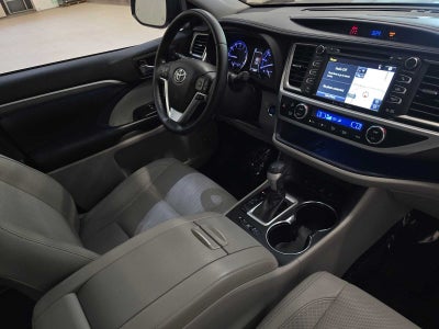 2018 Toyota Highlander Limited Platinum