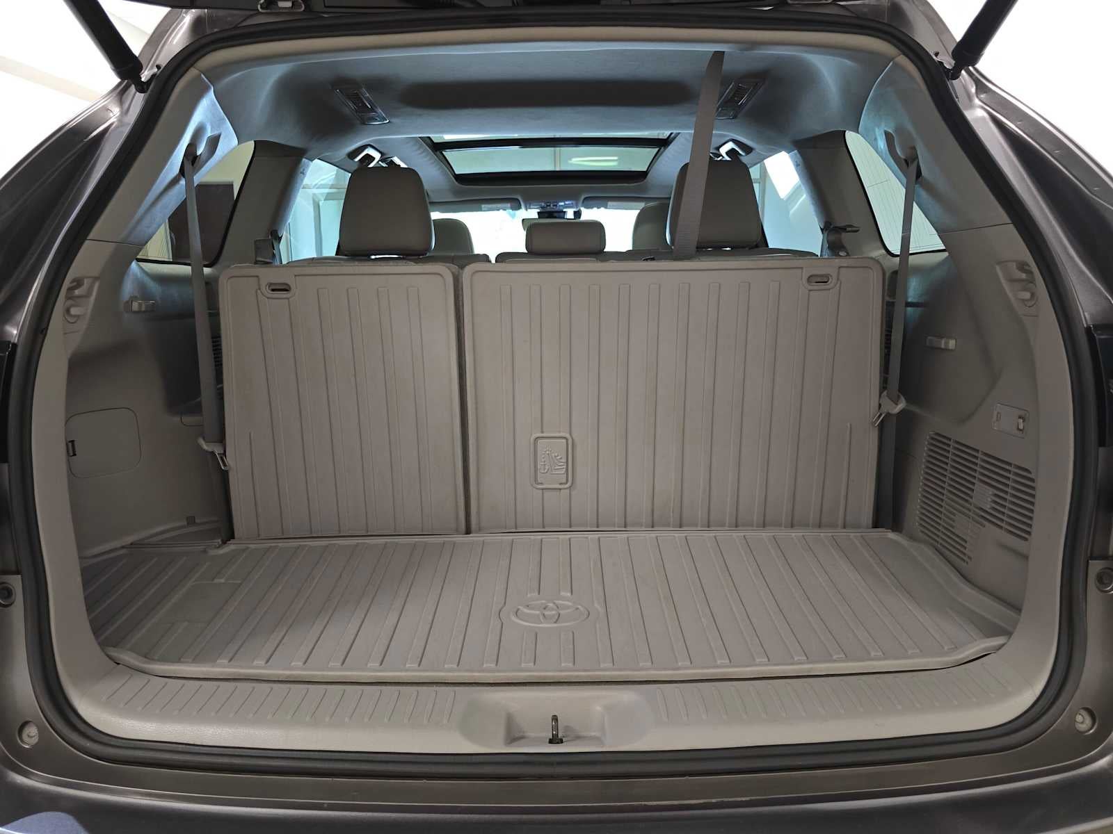 2018 Toyota Highlander Limited Platinum