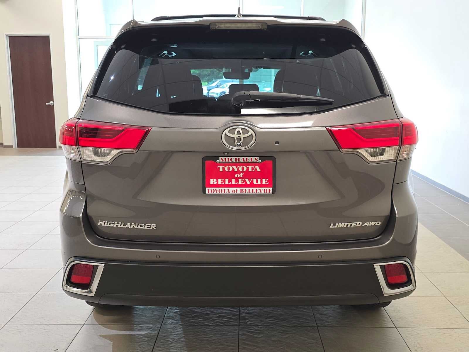 2018 Toyota Highlander Limited Platinum