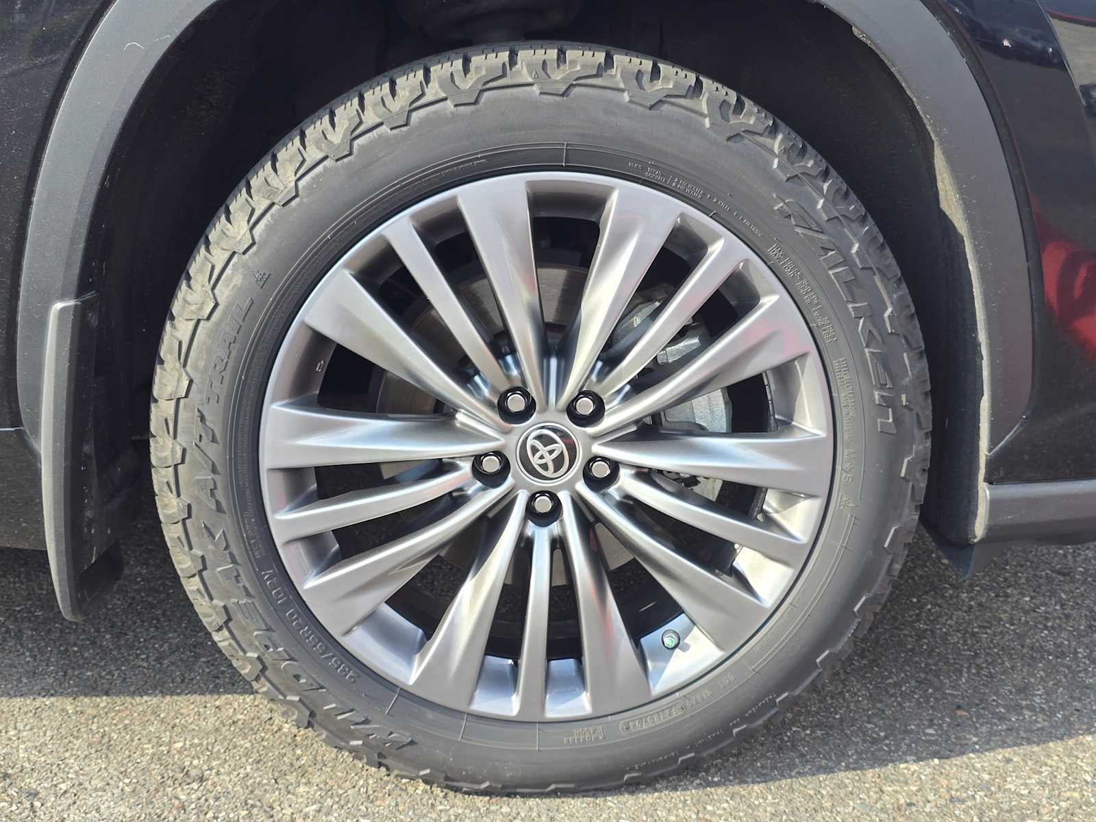 2021 Toyota Highlander Hybrid Platinum