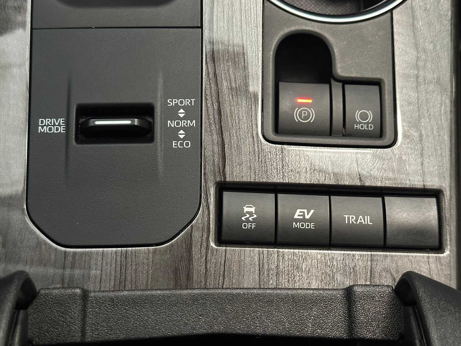 2022 Toyota Highlander Hybrid Platinum