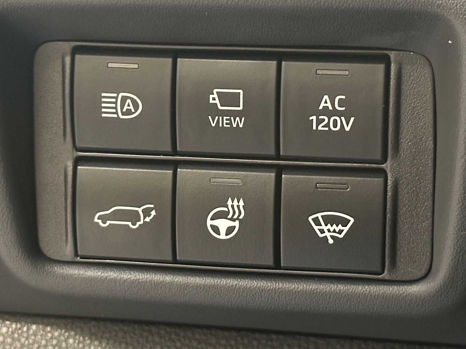 2022 Toyota Highlander Hybrid Platinum