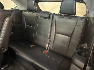 2022 Toyota Highlander Hybrid Platinum