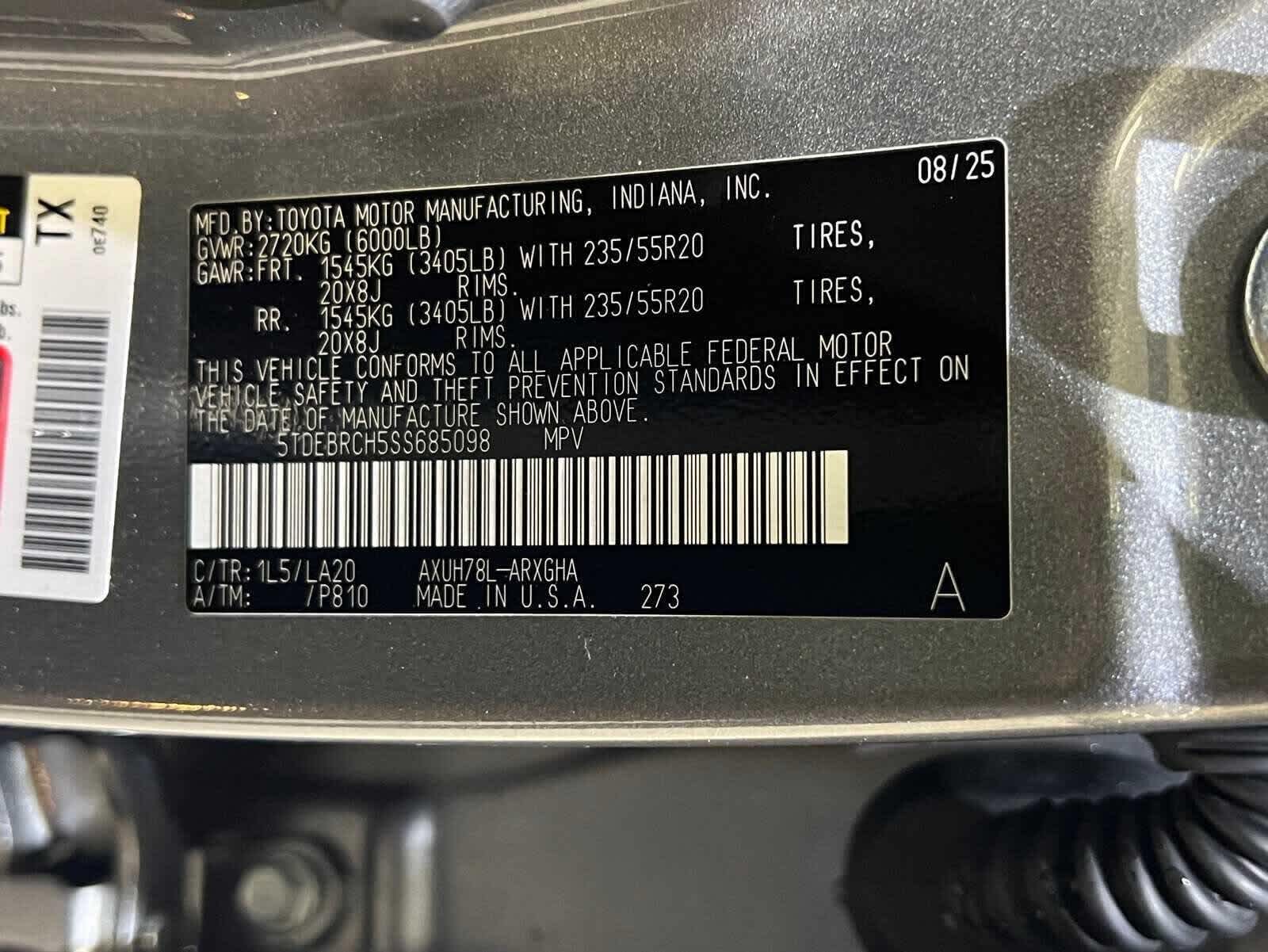 2025 Toyota Highlander Hybrid Platinum