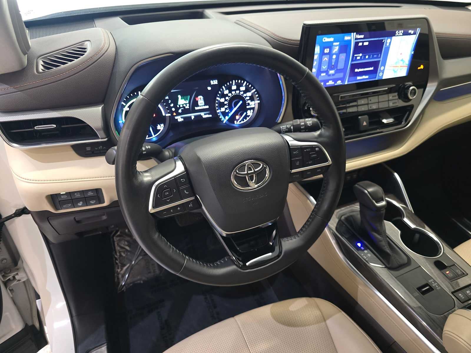 2020 Toyota Highlander Hybrid Platinum
