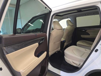 2020 Toyota Highlander Hybrid Platinum