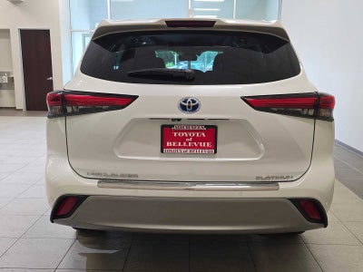 2020 Toyota Highlander Hybrid Platinum