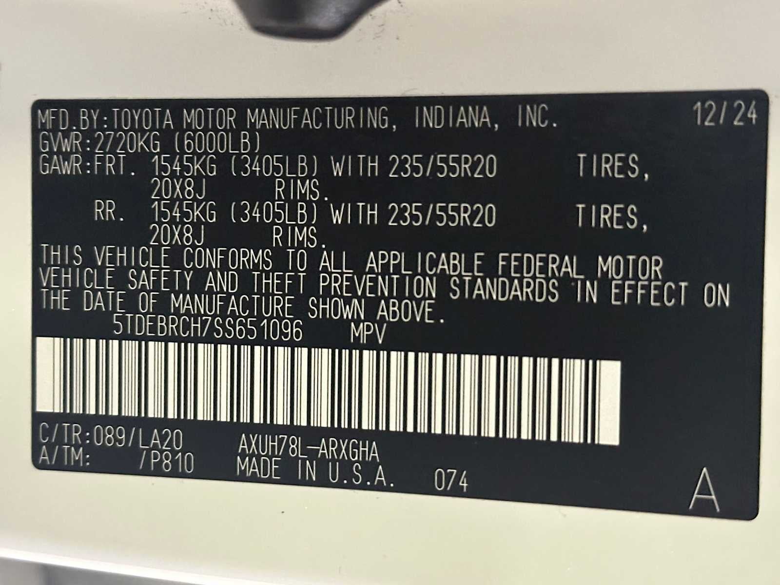 2025 Toyota Highlander Hybrid Platinum