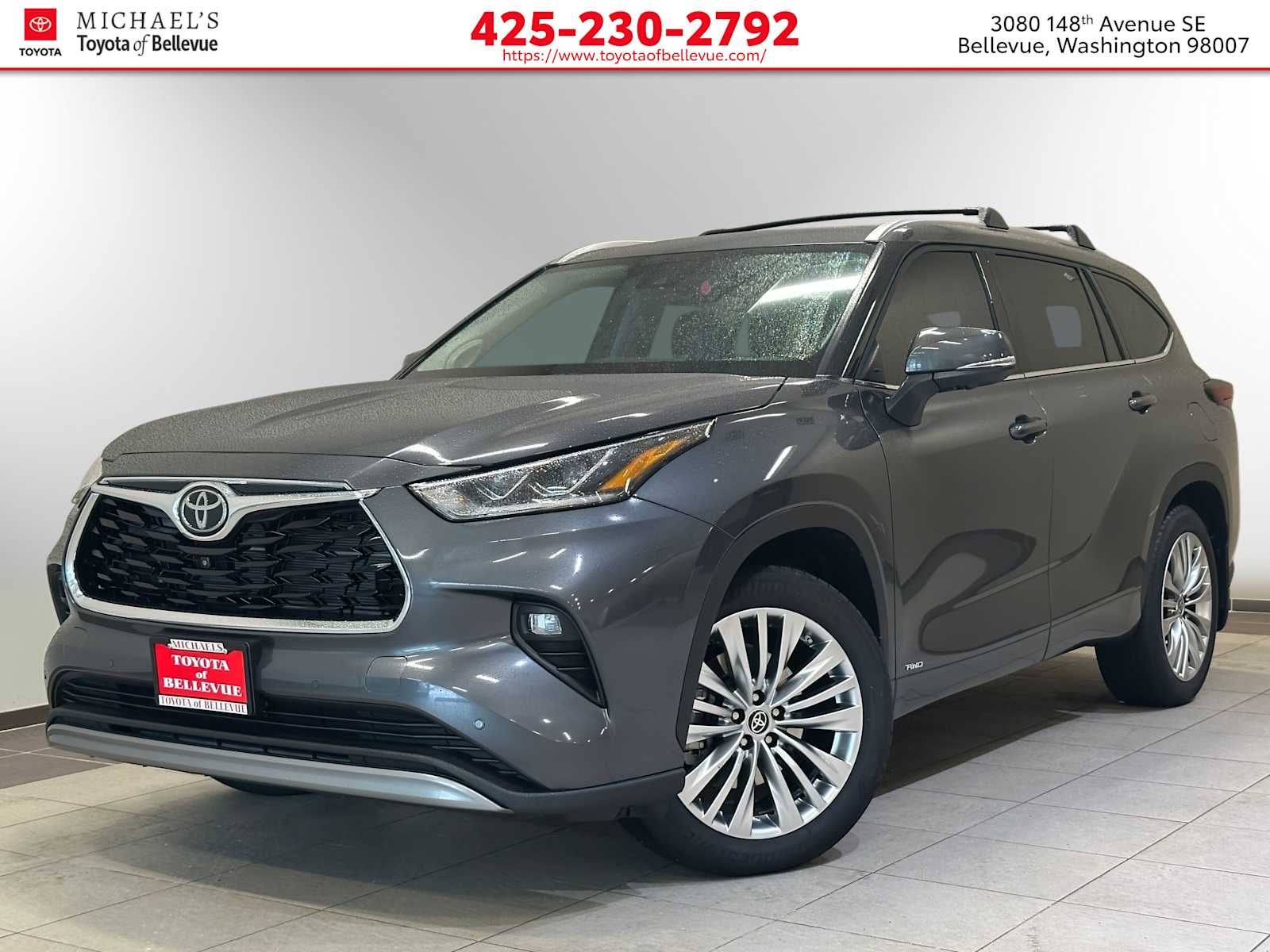 2025 Toyota Highlander Hybrid Platinum