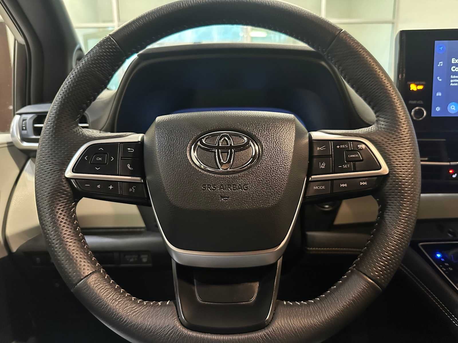 2025 Toyota Sienna Platinum