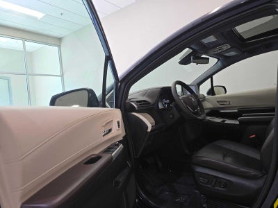 2021 Toyota Sienna Platinum