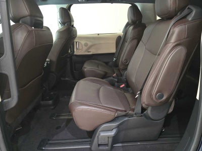 2021 Toyota Sienna Platinum