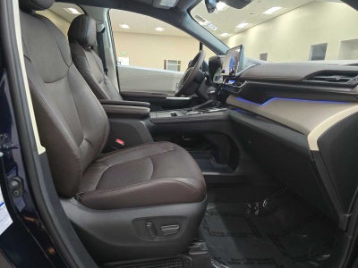 2021 Toyota Sienna Platinum