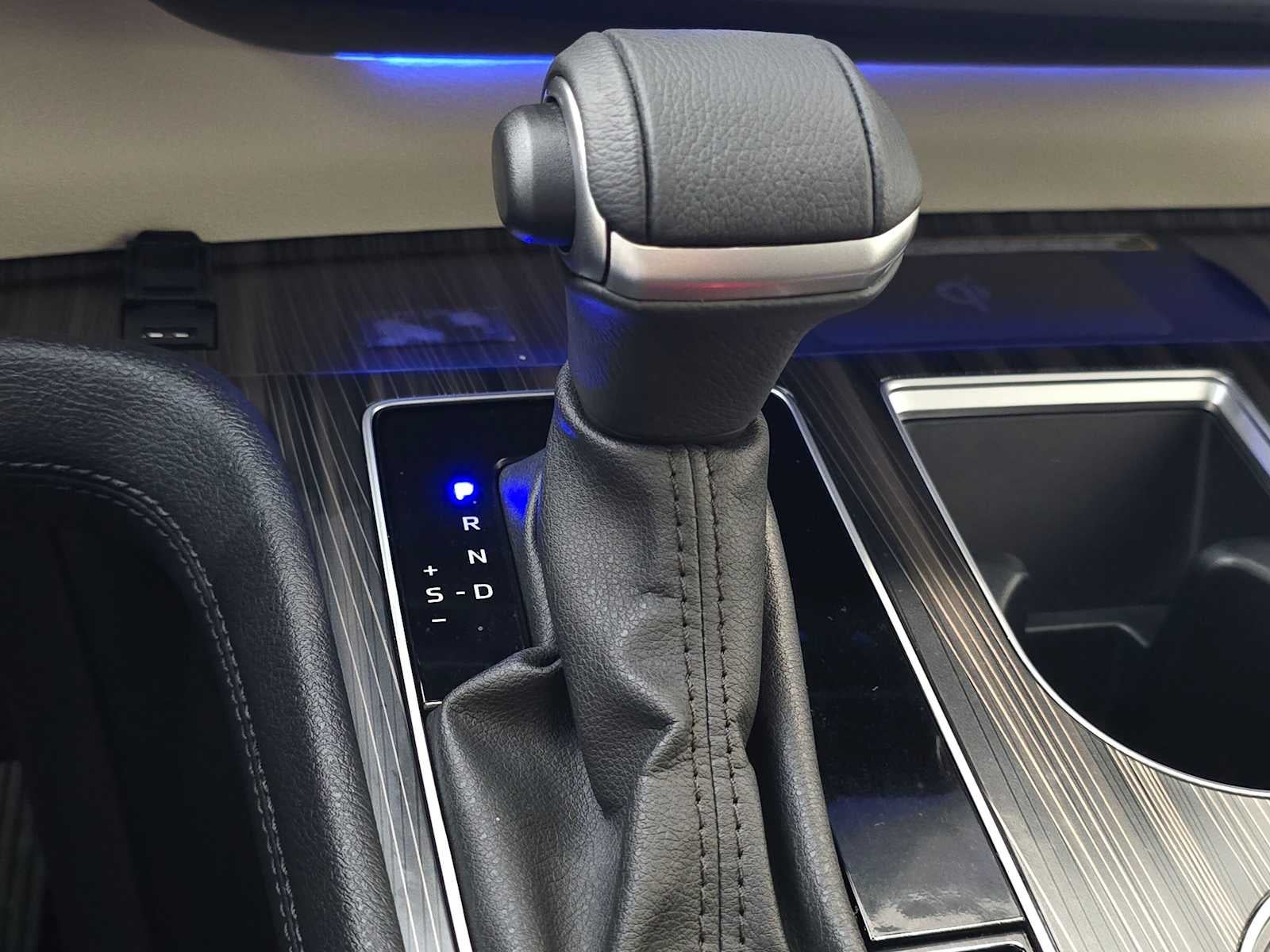 2024 Toyota Sienna Platinum