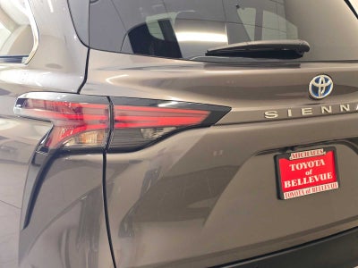 2024 Toyota Sienna Platinum