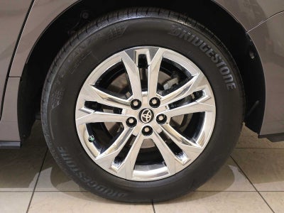 2024 Toyota Sienna Platinum