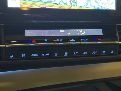 2022 Toyota Sienna Platinum