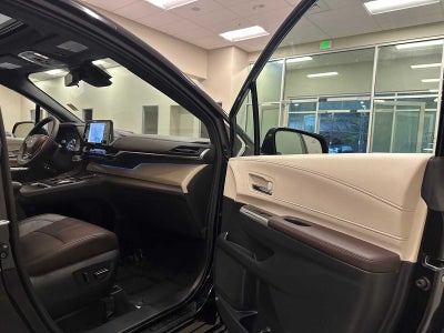 2022 Toyota Sienna Platinum