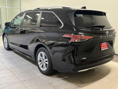 2022 Toyota Sienna Platinum